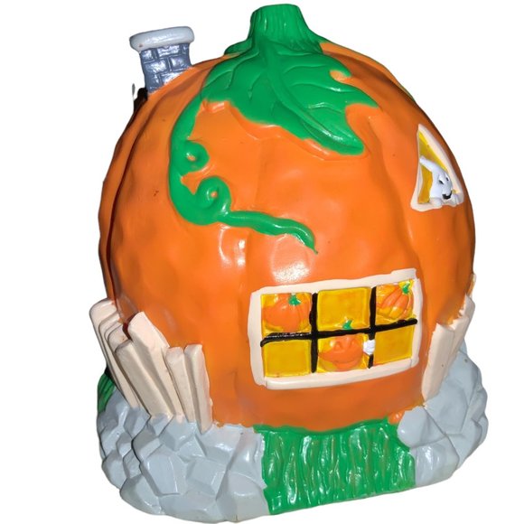 Halloween Candy shop haunted house Lighted - Picture 3 of 9